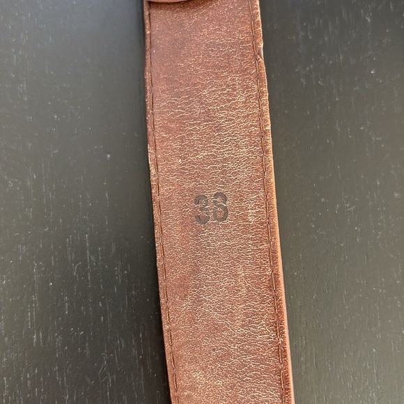 Tecovas ostrich Brown Leather Belt with Brass Buckle - Picture 7 of 16